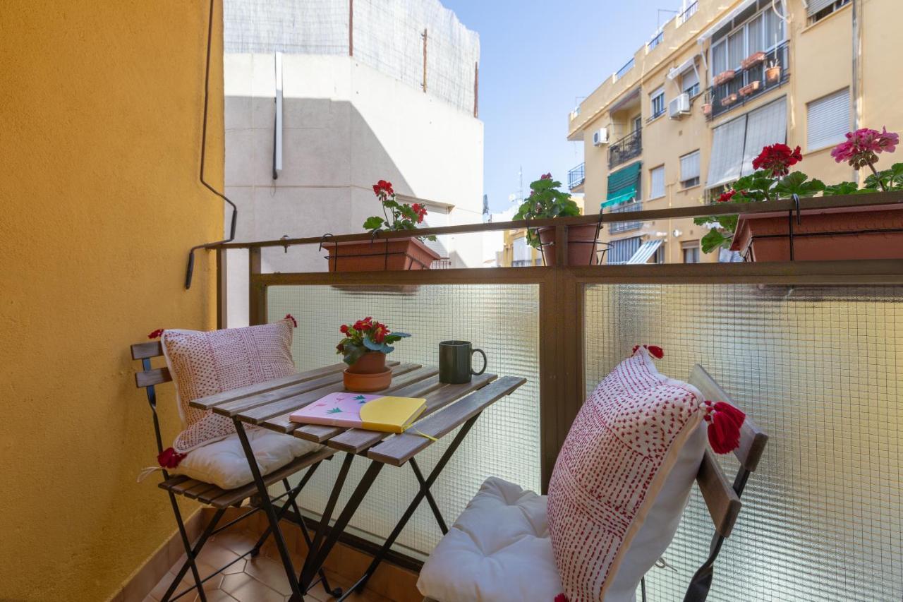 מאלגה Luminoso Apartamento De Dos Habitaciones Con Terraza Y Parking En El Centro מראה חיצוני תמונה