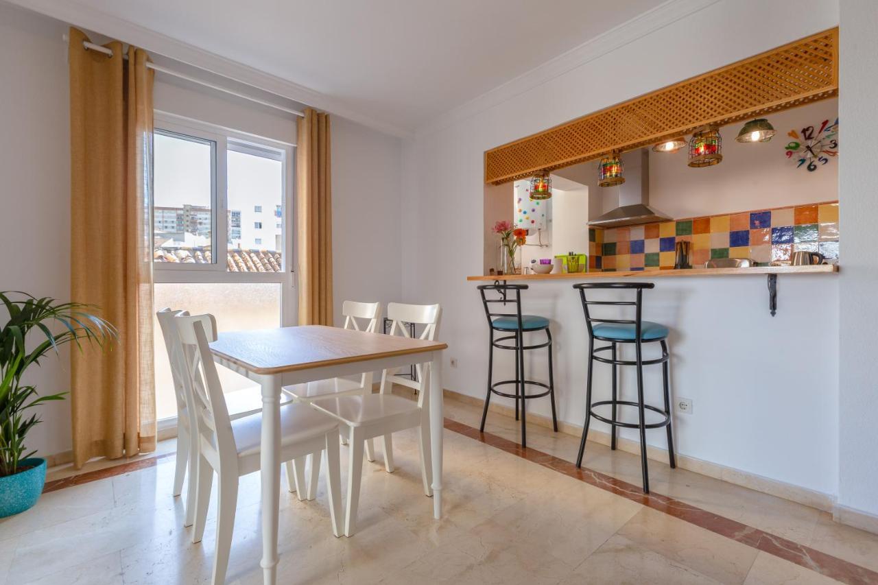 מאלגה Luminoso Apartamento De Dos Habitaciones Con Terraza Y Parking En El Centro מראה חיצוני תמונה