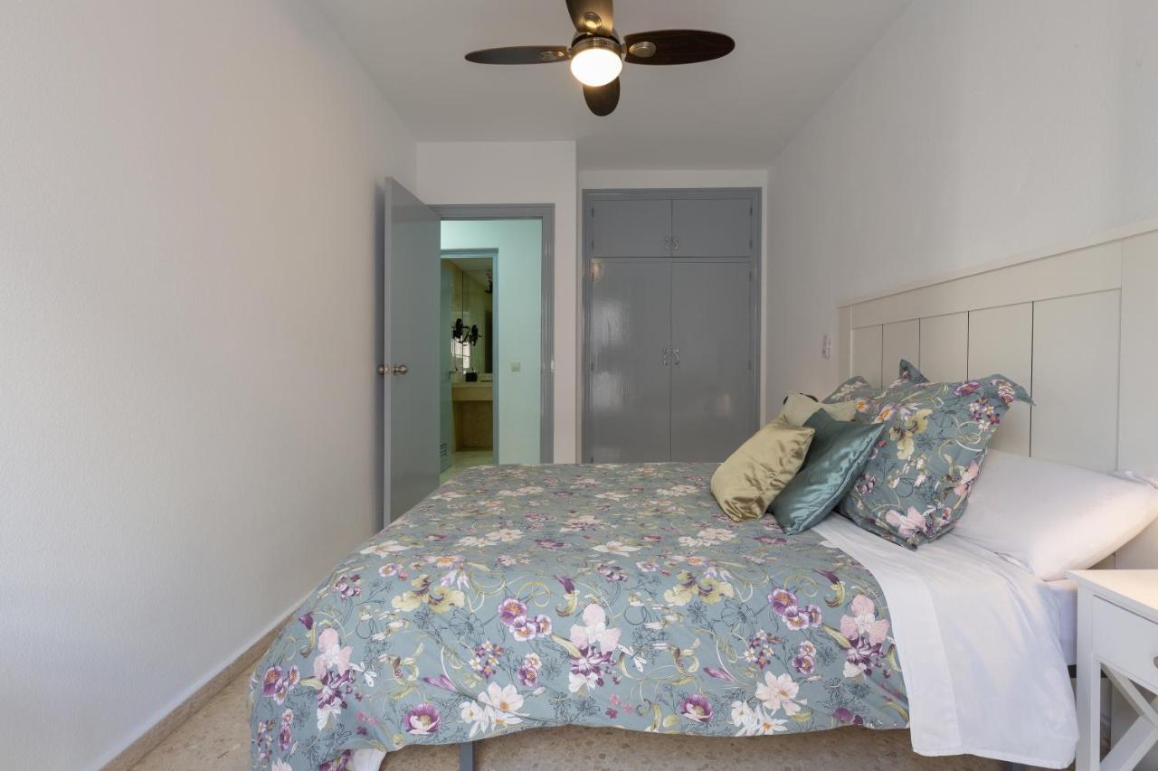 מאלגה Luminoso Apartamento De Dos Habitaciones Con Terraza Y Parking En El Centro מראה חיצוני תמונה